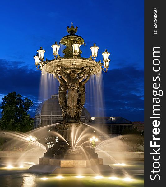 Fountain, Landmark, Water, Water Feature