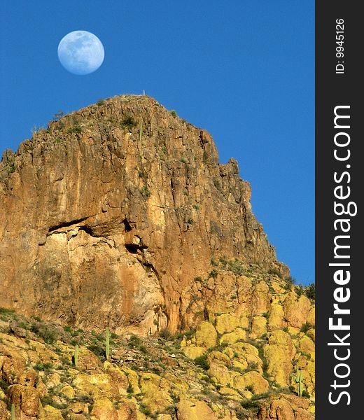 Moon rising in the Superstition Wilderness. Moon rising in the Superstition Wilderness