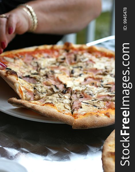 Ham and mushroom pizza is one of the simplest to do. Ham and mushroom pizza is one of the simplest to do