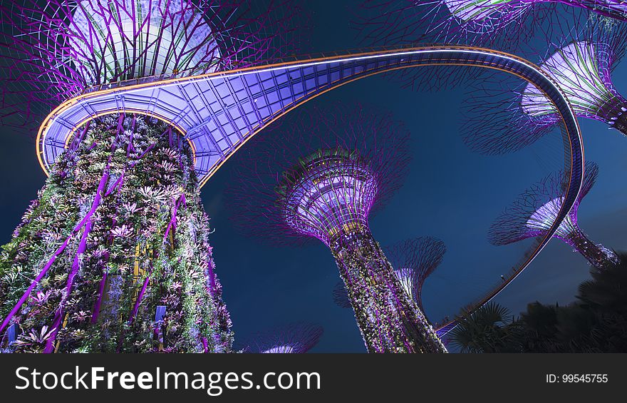Gardens by the Bay. Gardens by the Bay