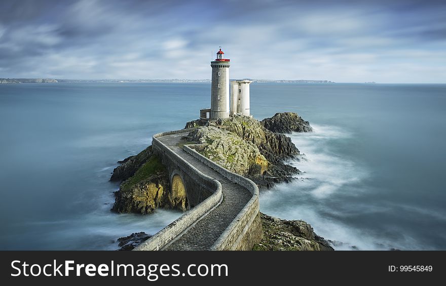 The Phare du Petit Minou is a lighthouse in the roadstead of Brest in the commune of PlouzanÃ© in Brittany &#x28;Bretagne&#x29;. It is located near the Minou fort that was built in 1697 by Vauban. The lighthouse was switched on in 1848 and automated in 1989. The light is visible 35km away.
