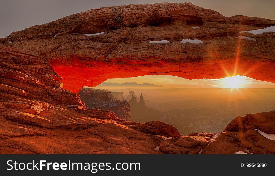 Sunrise, Mesa Arch,Canyonlands, Utah, USA. Sunrise, Mesa Arch,Canyonlands, Utah, USA