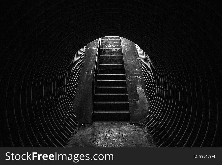 Stairs, Flash photography, Style, Black-and-white, Symmetry, Parallel