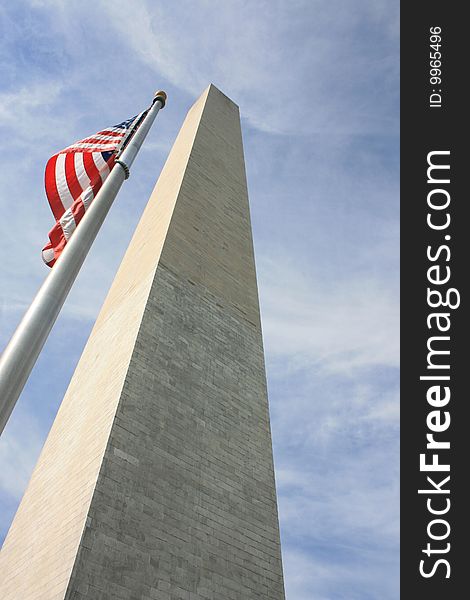 Looking up at the Washington Monument. Looking up at the Washington Monument.