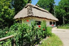 Traditional Ukrainian Village House Royalty Free Stock Photos Traditional Ukrainian Village House Royalty Free Stock Photos