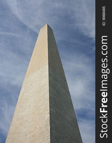 Looking up at the Washington Monument. Looking up at the Washington Monument