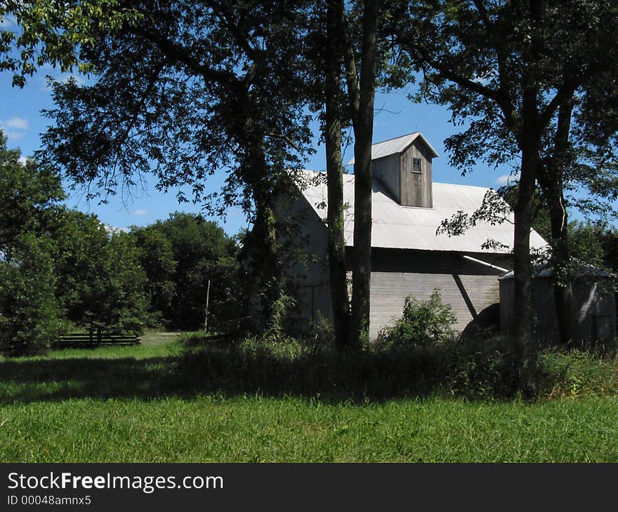 And old barn in Illinois. And old barn in Illinois.