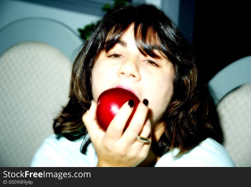 Eating a Apple