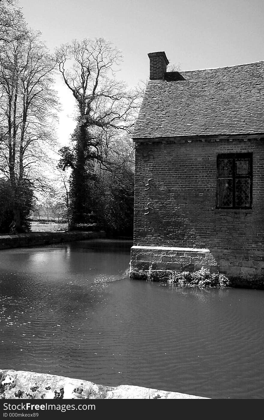 Moat House 3