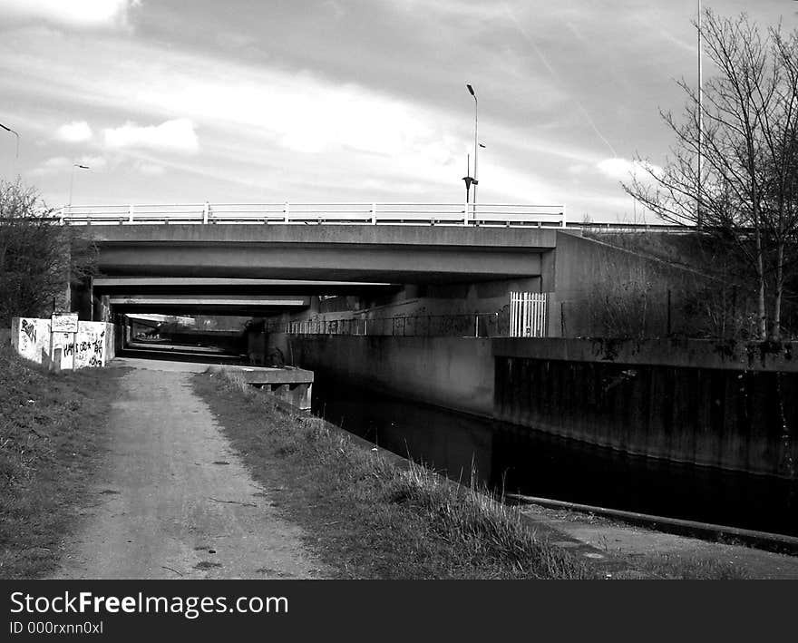 This is the view of a motorway bridge over the River Roding. This is the view of a motorway bridge over the River Roding.