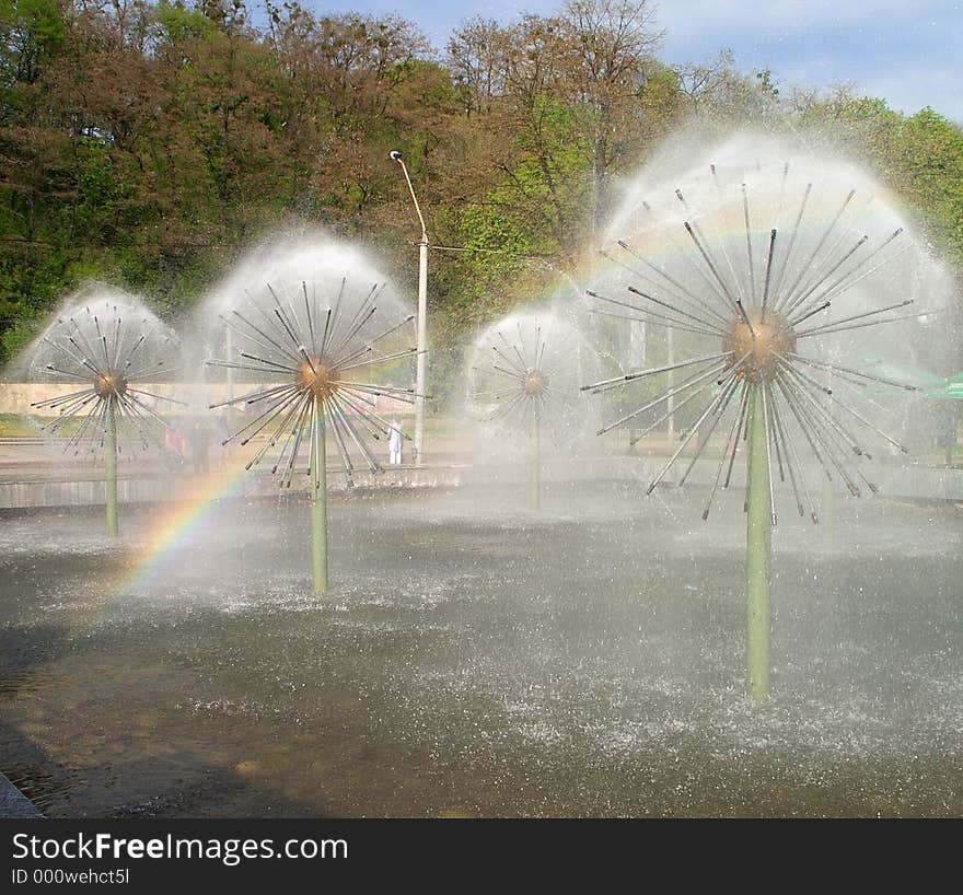 Fountain rainbow