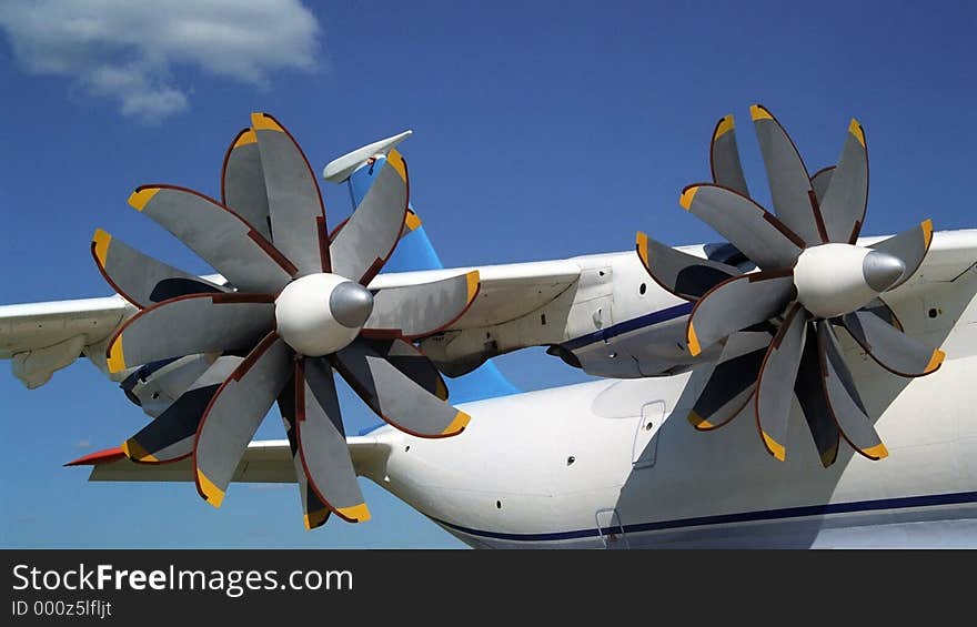 Propellers of AN-70 airplane 2