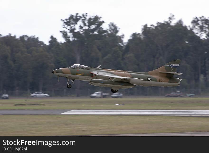 Hawker Hunter Landing