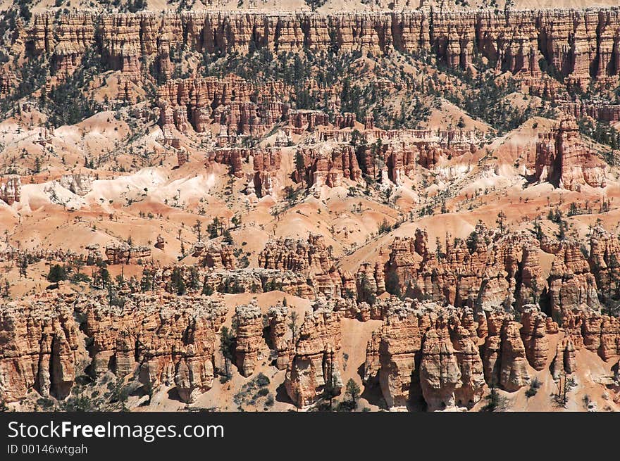 Seemingly endless sandstone hoodoos of Bryce Canyon, Utah.