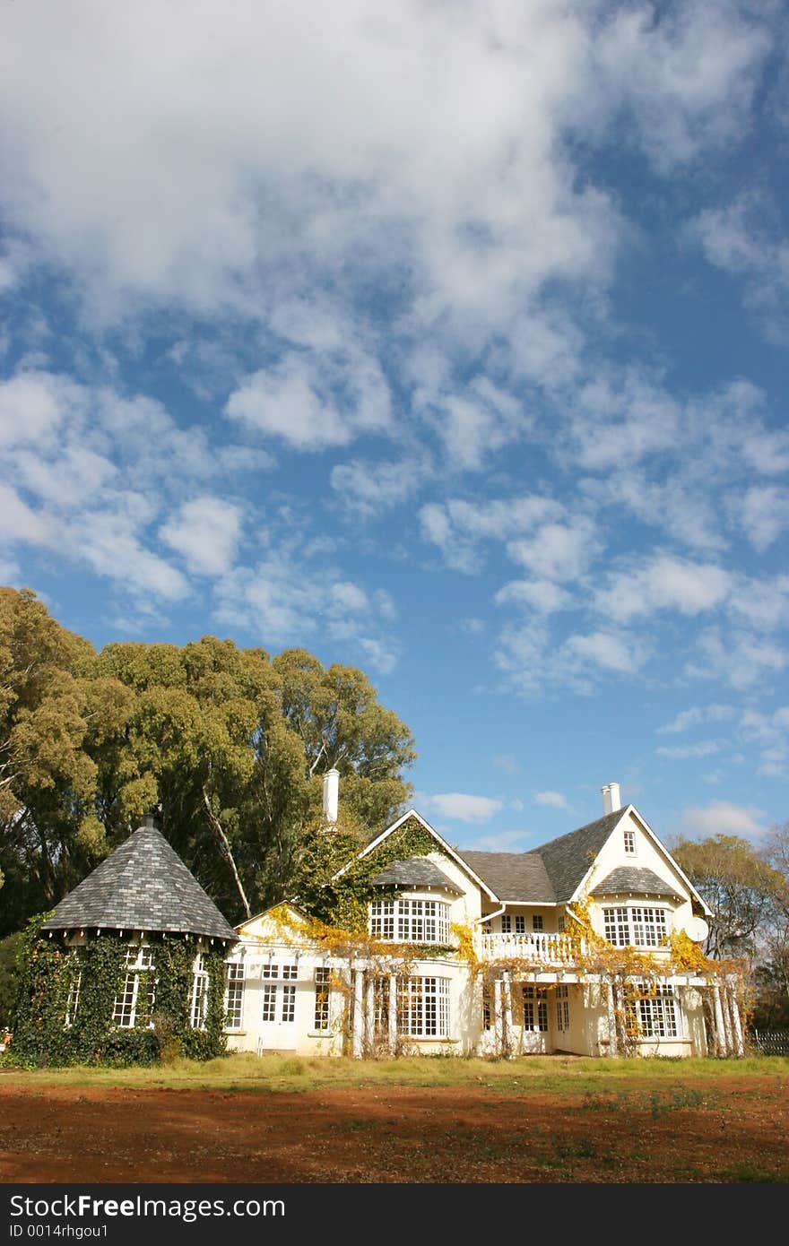 Country style house wirh a lovely blue sky