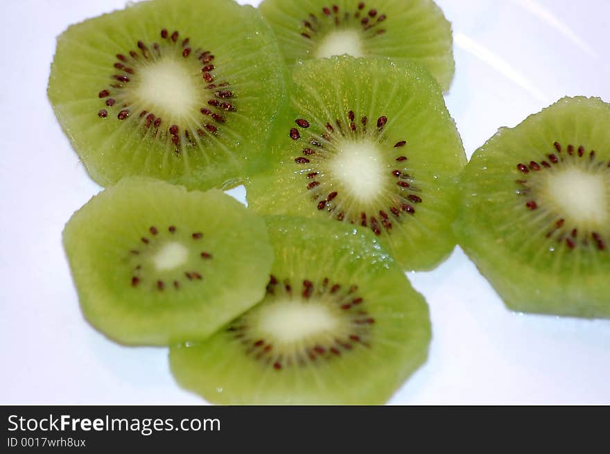 Kiwi slices - fruits