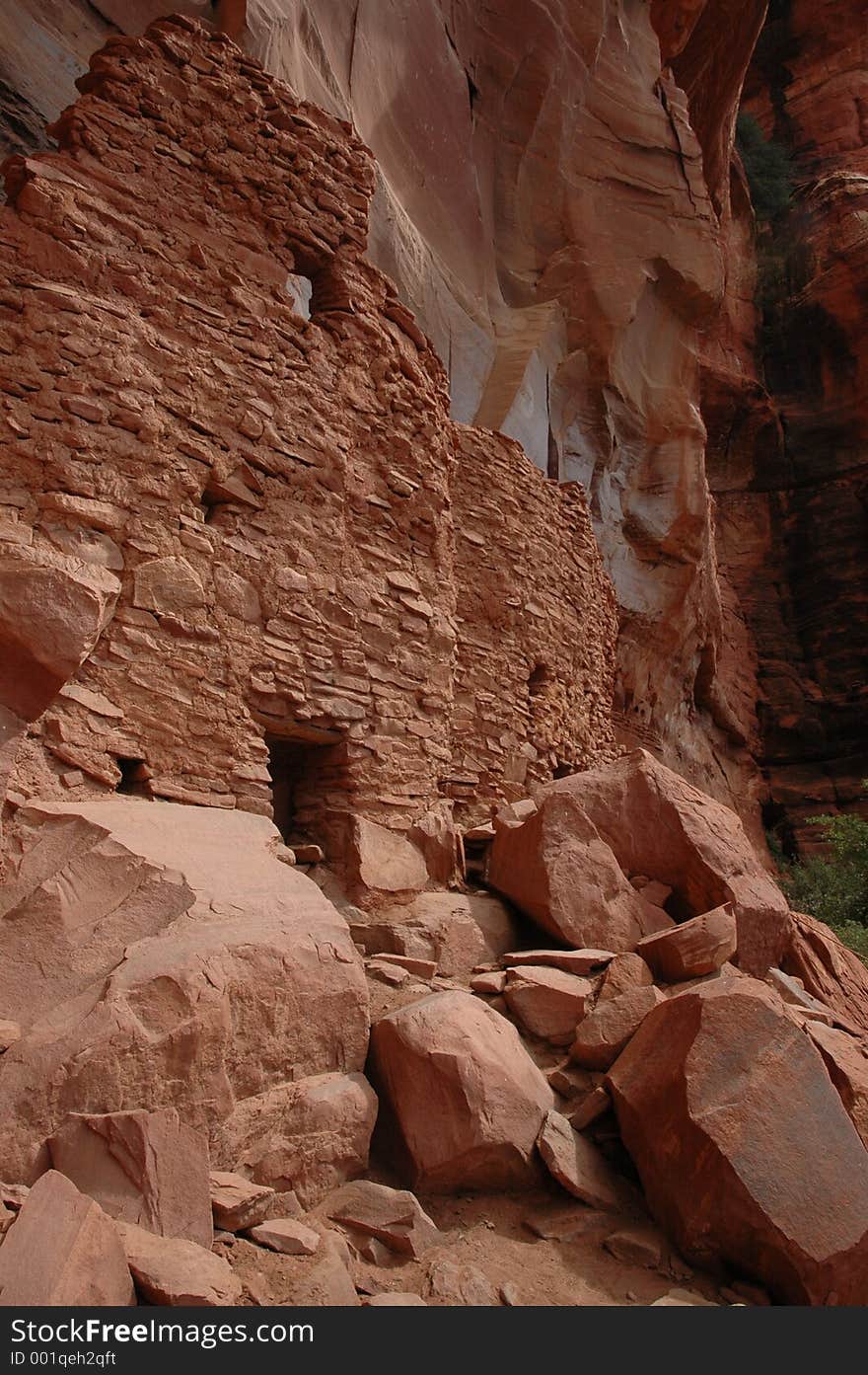 Sinagua Indian Cliff Dwellings