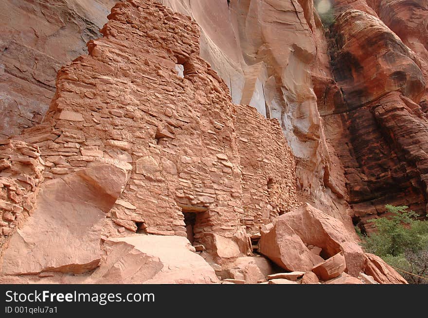 Sinagua Cliff dwelling near Sedona Arizona