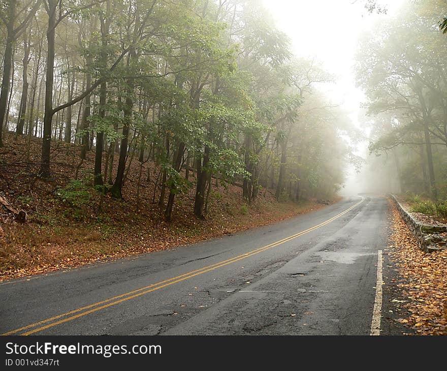 Road disappears in the Mist