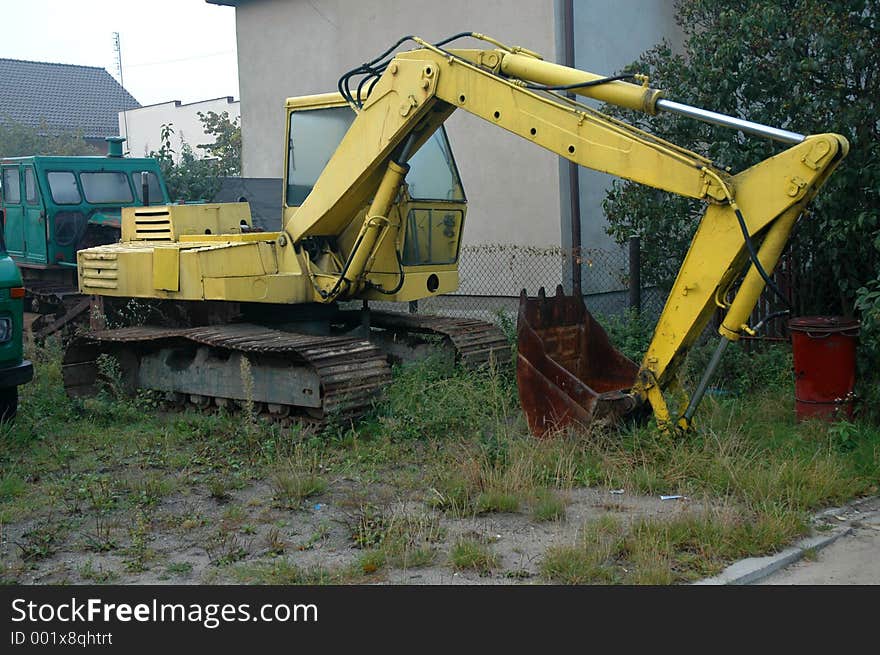 Unused yellow digger