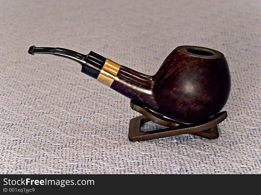 Pipe 01 black