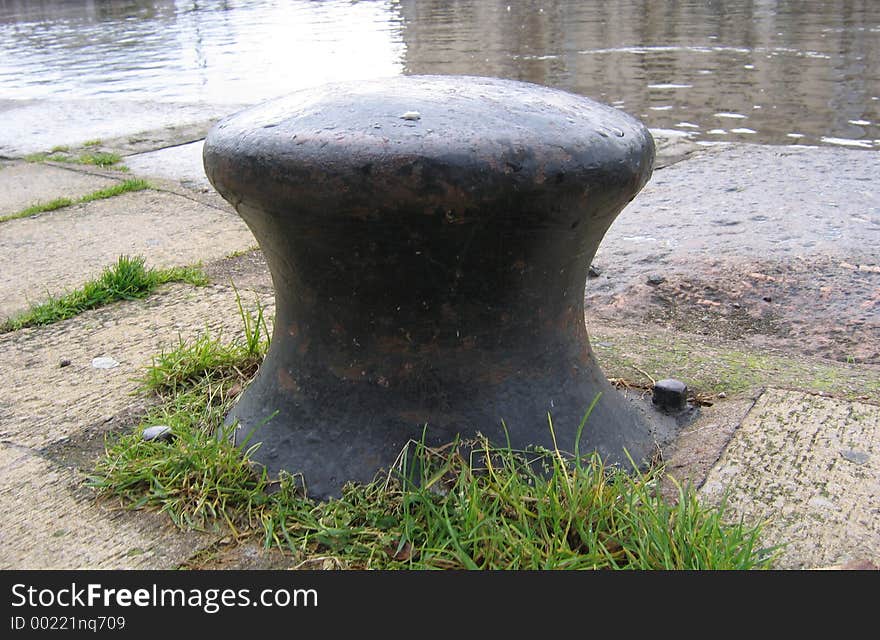 Ships Tethering Post in Exeter Quay