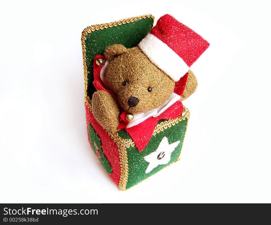 X-mass bear in a box - aerial vue