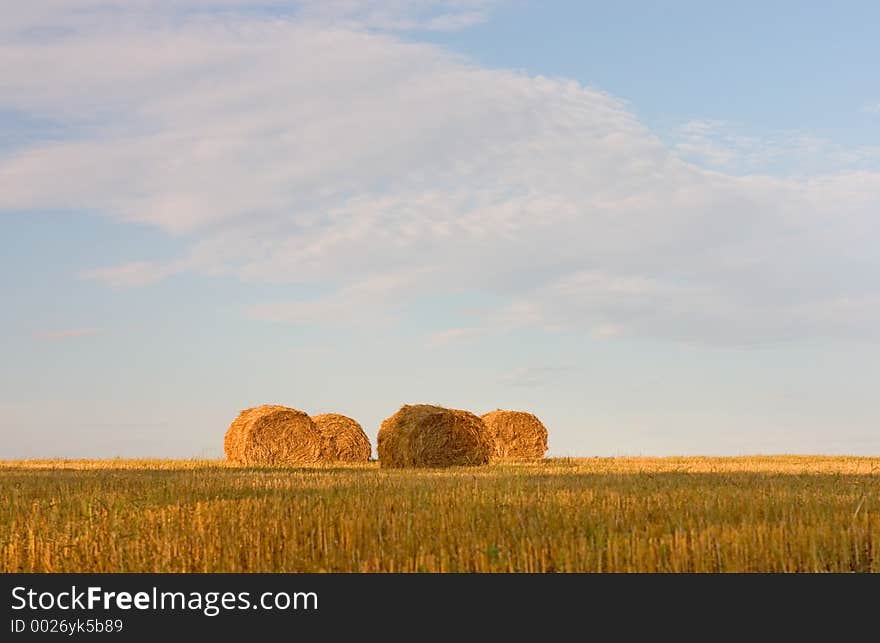 Hayrick, haystack