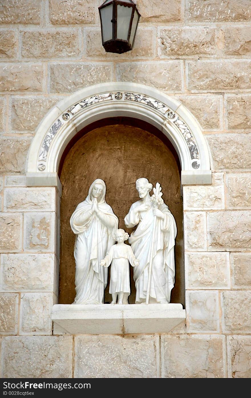 The Basilica of the Annunciation: This is the most impressive architectural and artistic monument in the town of Nazareth. The Basilica of the Annunciation: This is the most impressive architectural and artistic monument in the town of Nazareth.