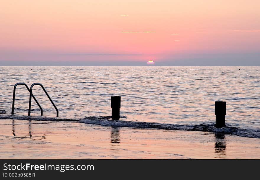 Spectacular sea sunset