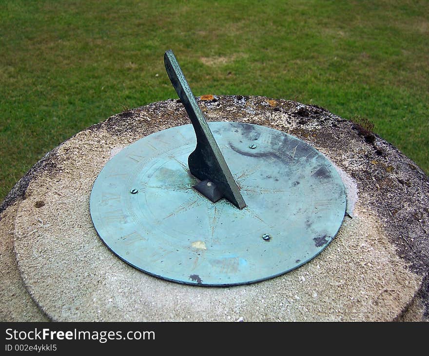 Sundial at Llanvihangel Court, Pandy, Wales. Sundial at Llanvihangel Court, Pandy, Wales