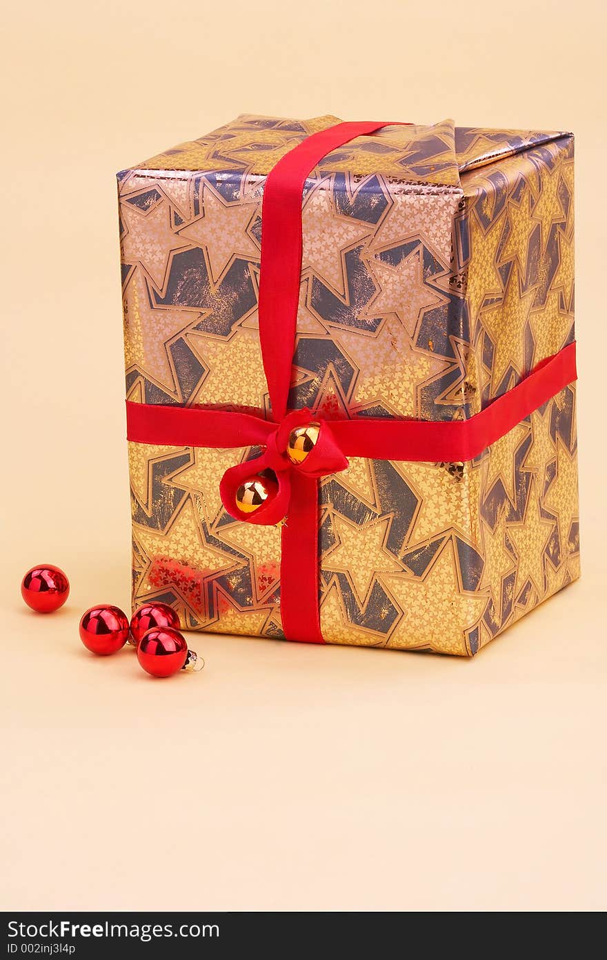 Gold Parcel - goldenes Geschenkpaket