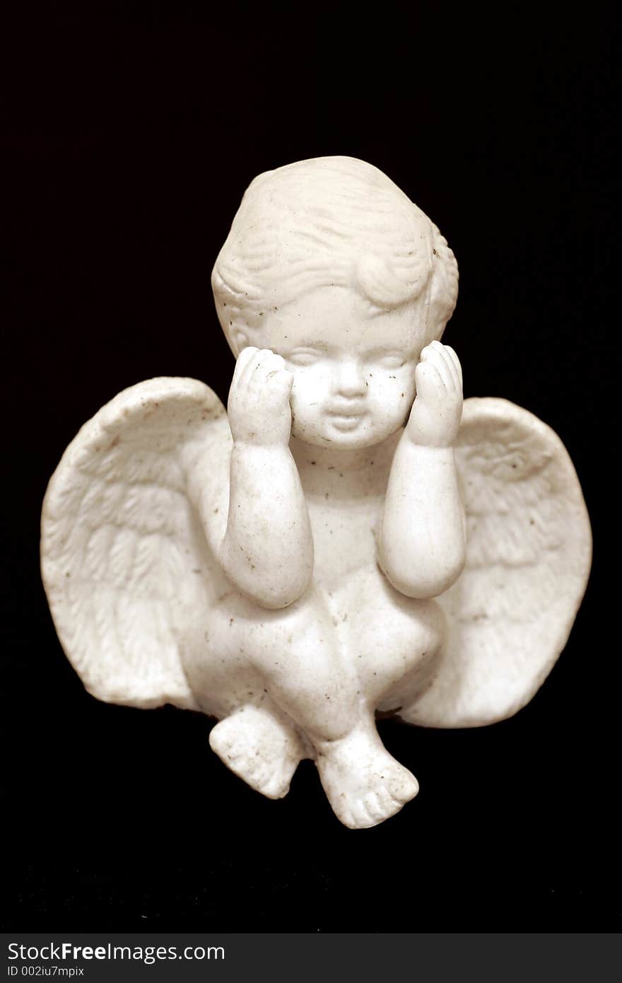 Sleeping Angel, Statue