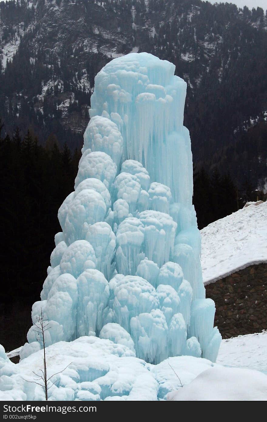 Ice cascade