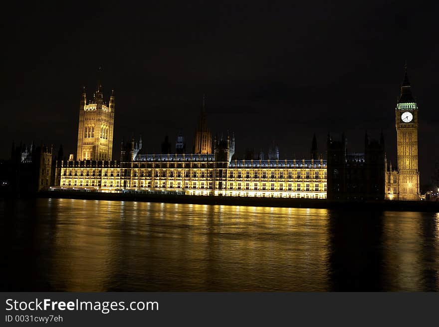 Houses of parliament and big ben at night, London, uk