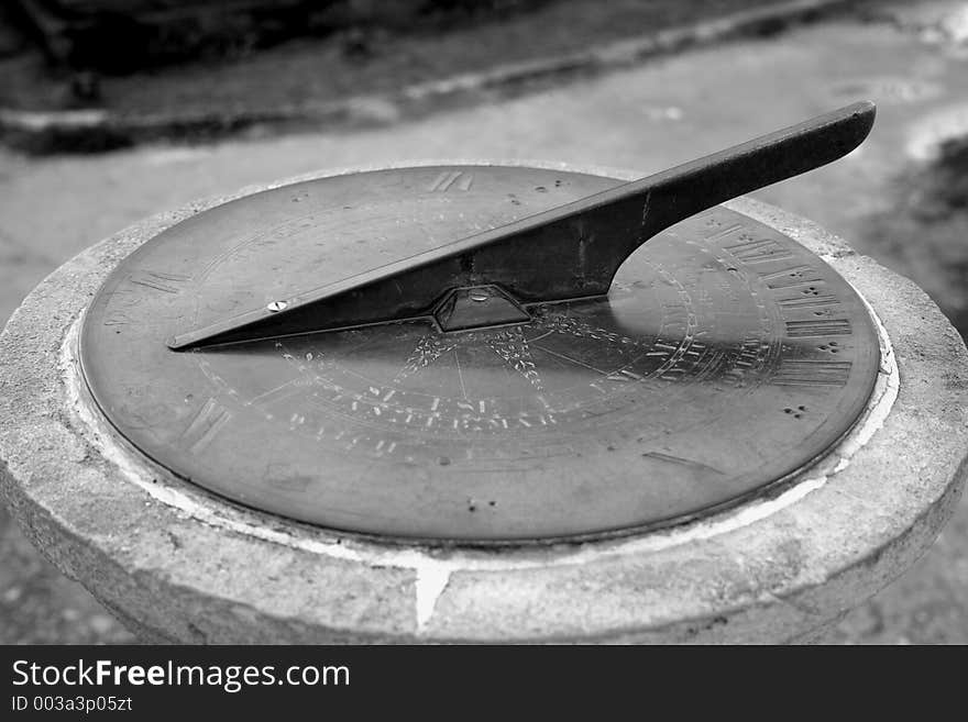 Black and white sundial.