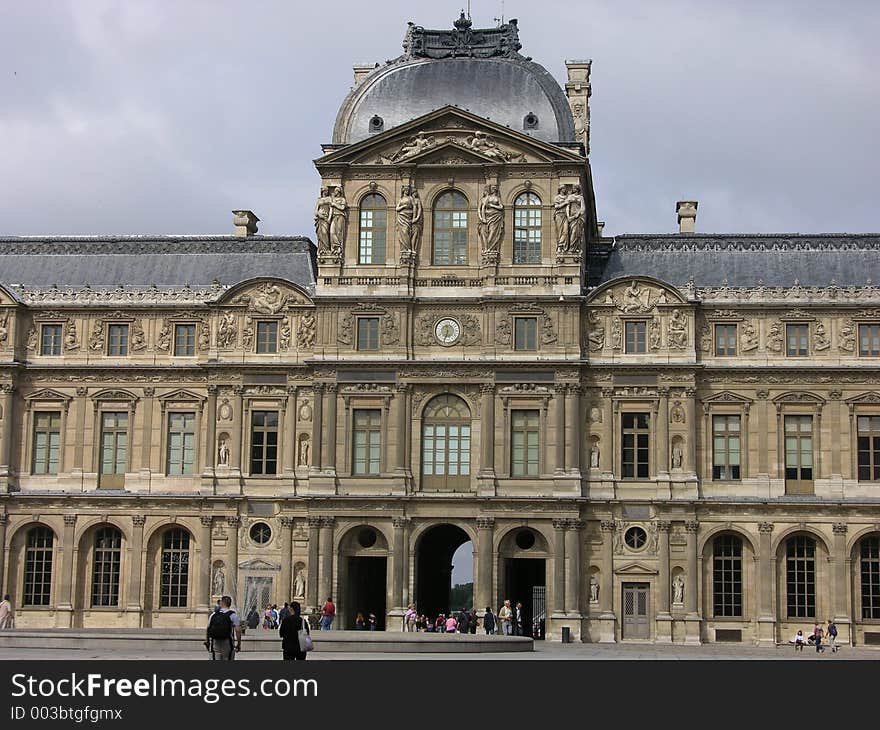 Louvre