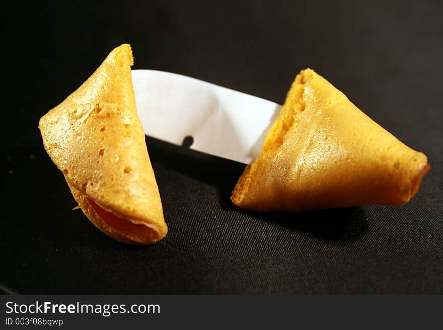 Fortune cookie with blank paper