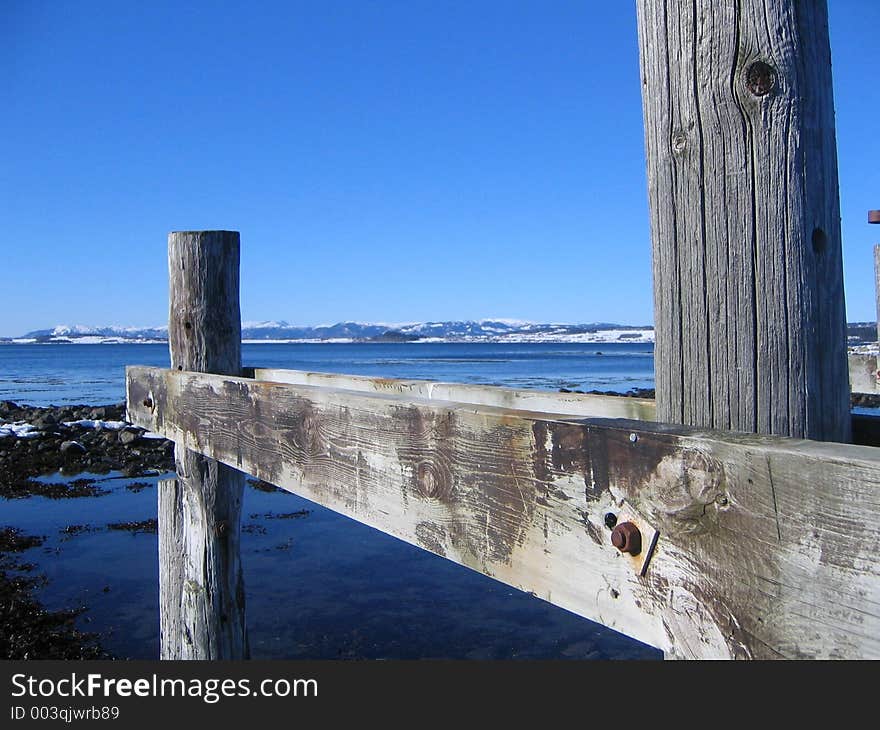 Side posts and cross bar