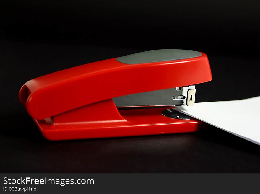 Stapler, Stapling