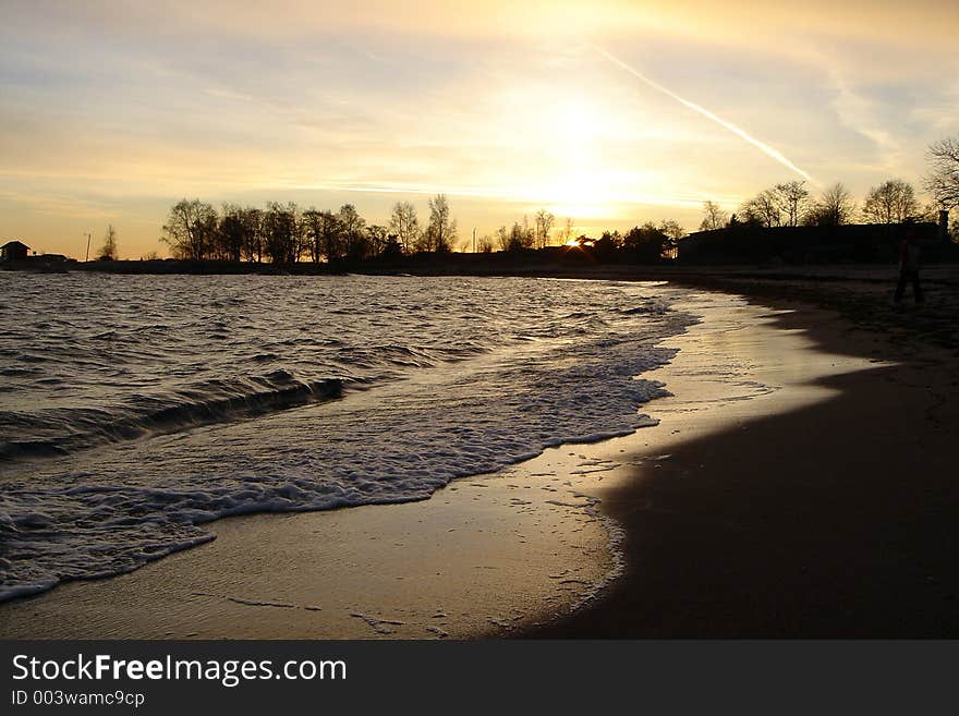 Gold surf on Gulf of Finland