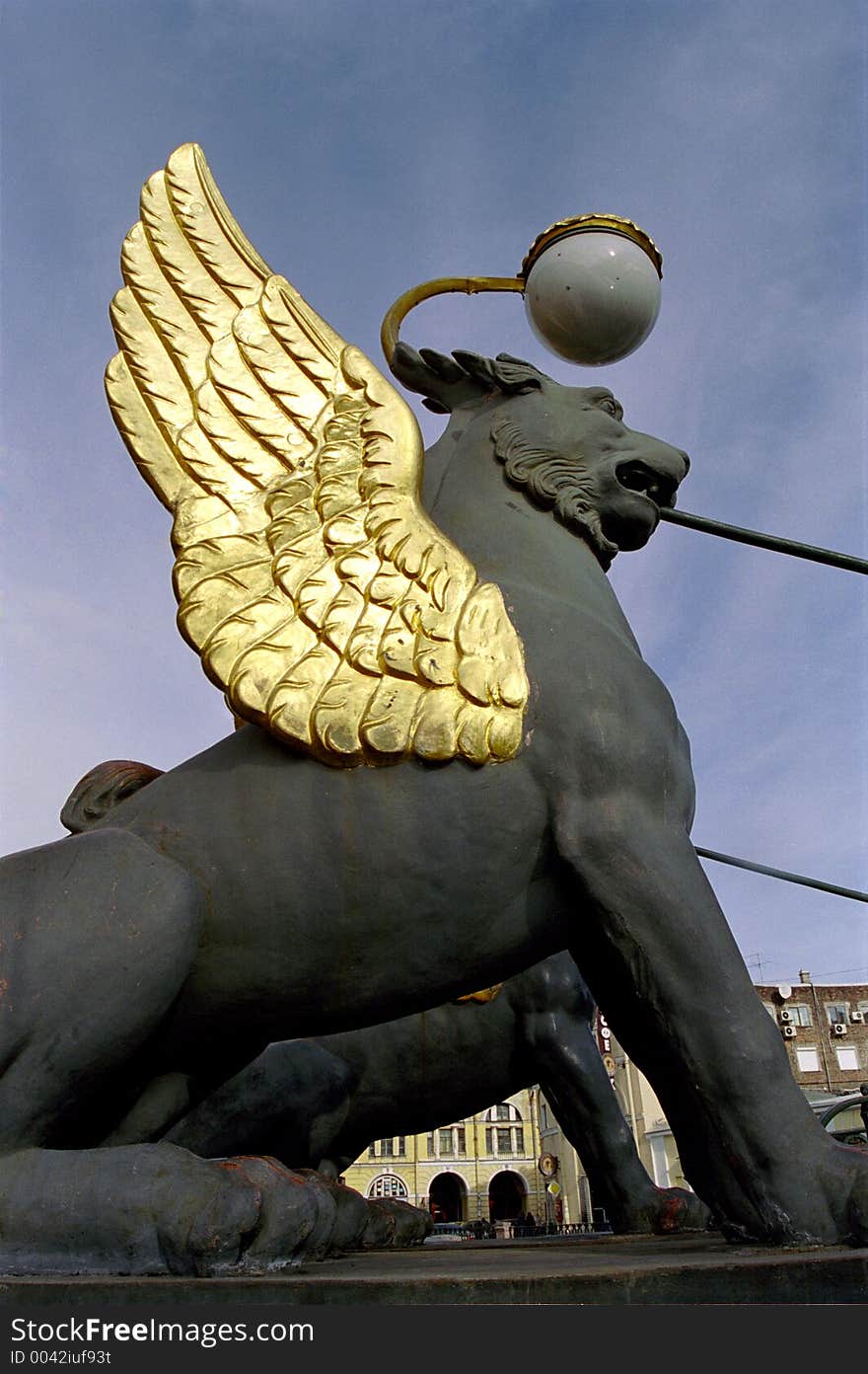 Gryphon statue in Saint-Petersburg. Camera Nikon F65, lens Nikkor 28-80G, film Kodak Elite 200, scanner Konica Minolta Scan Dual IV