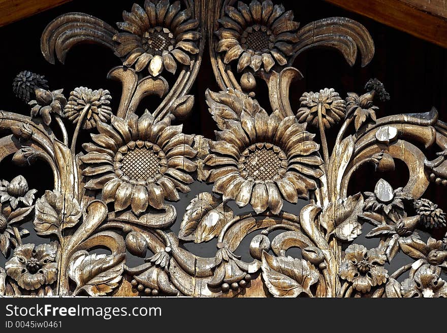 Wooden flower pattern-manual woodcarving