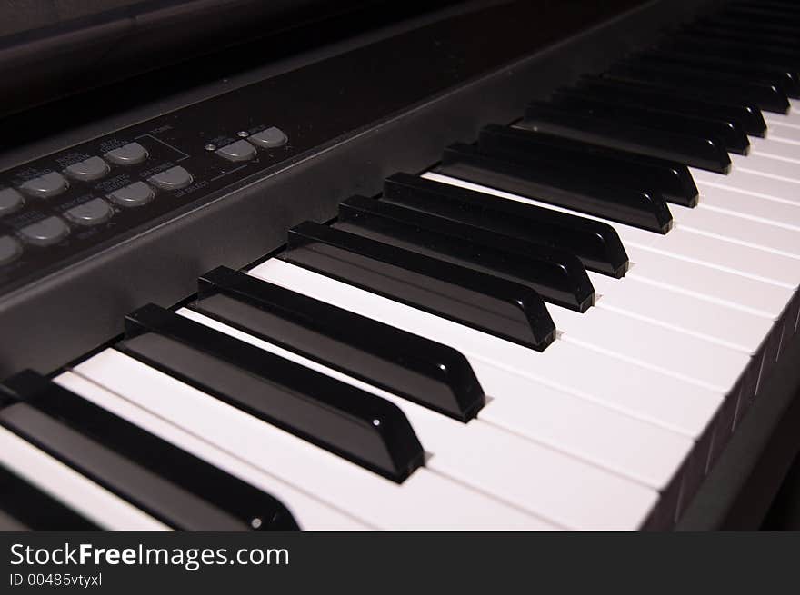 Electronic Piano Dusts visible Keys are quite dirty