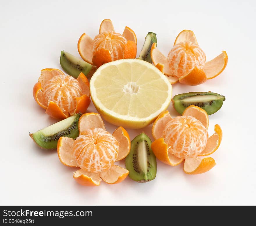 Kiwi, mandarine, grapefruit. Kiwi, mandarine, grapefruit