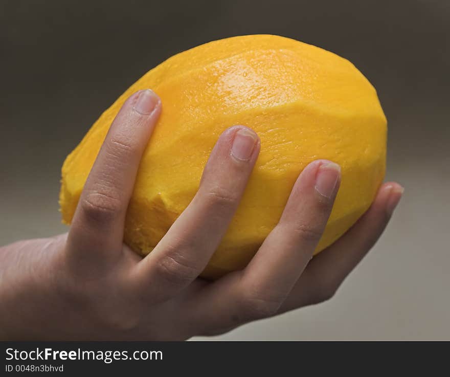 Hand hang a mangue