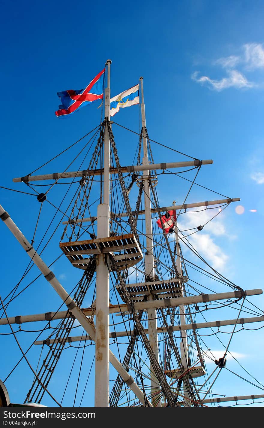 Jury-masts and rope of sailing ship.