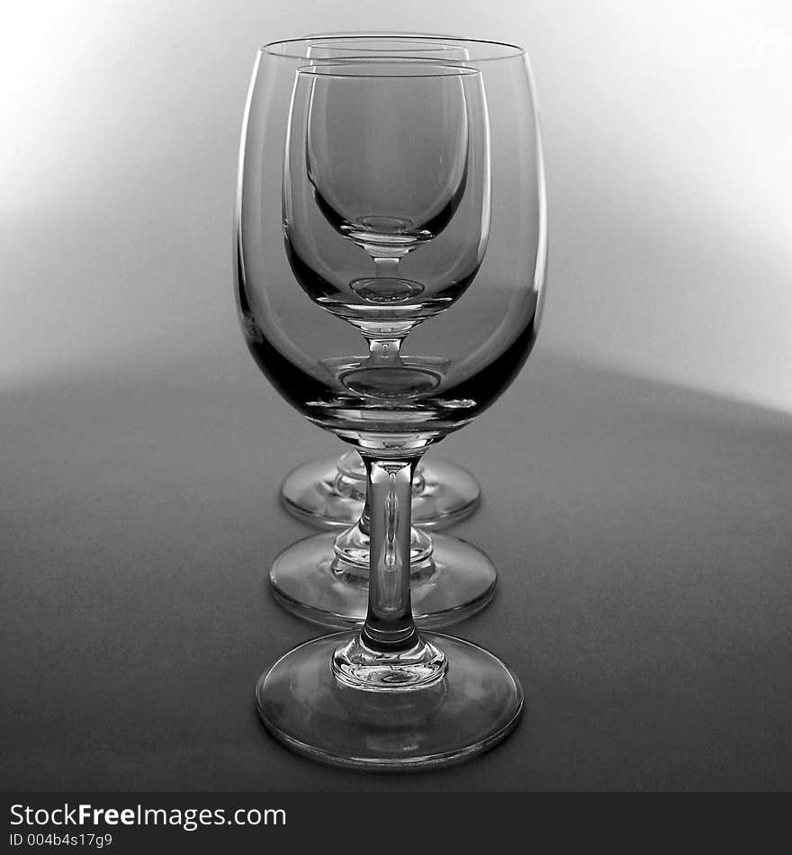 Wine glasses in black and white