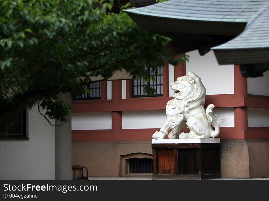 White statue of the lion. White statue of the lion