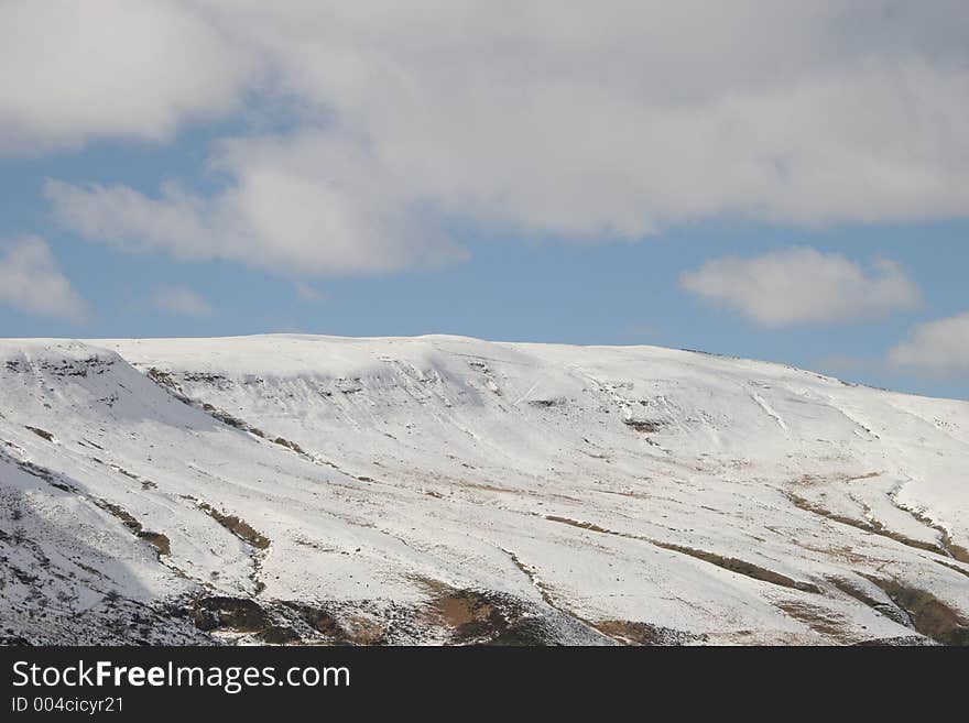 Mountain woth snow